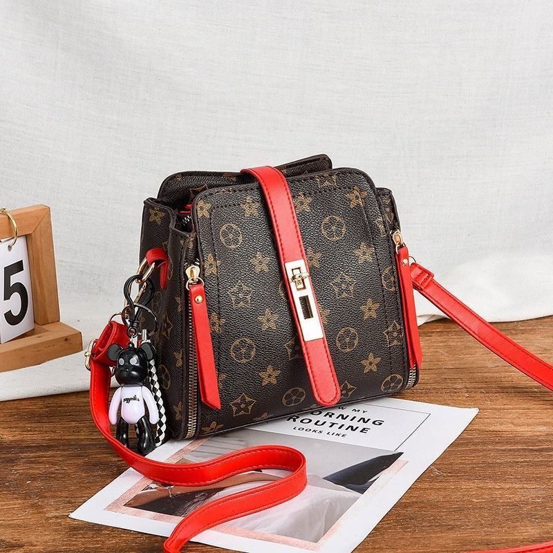 201185 Handbag Cewek Tas Selempang Wanita Import Slingbag Cewe Impor (1 KG MUAT 2) CR7069 BQ2454 B88090 LT1466 EL315