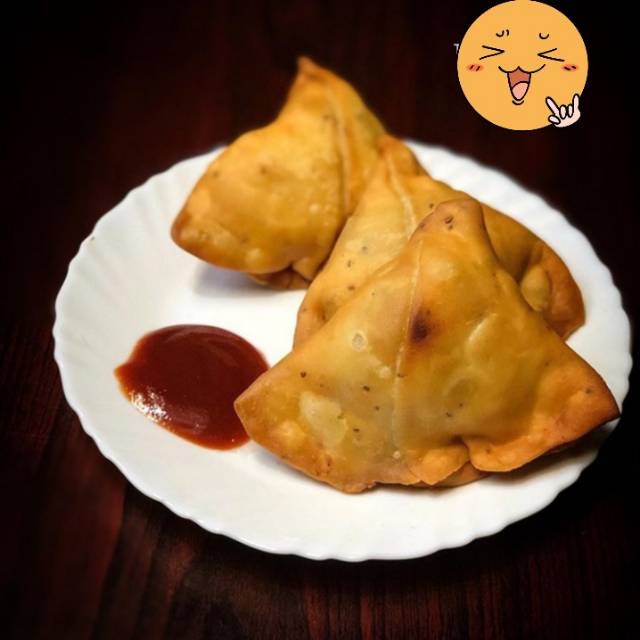 

Samosa by Lia kitchen