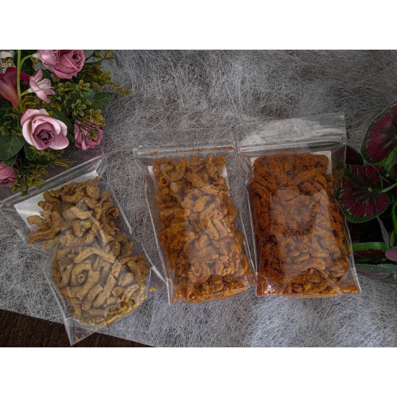 

Kripik usus berat 180gram. bisa pilih level kepedasan 0-3