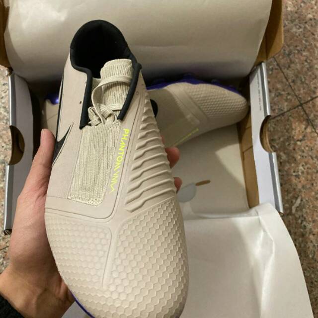 Sepatu bola Nike Phantom Venom Elite Purple