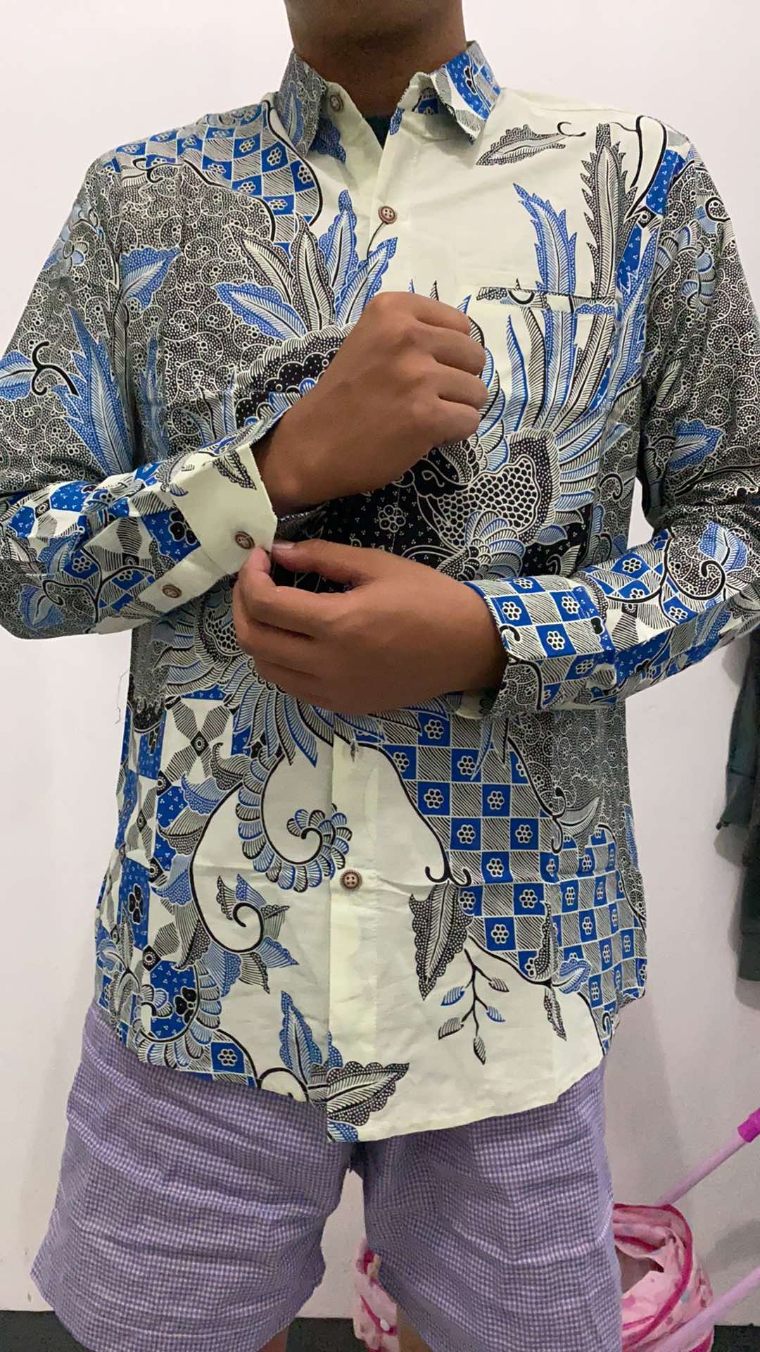 M231 Kemeja Pria Batik Panjang Cream 1671