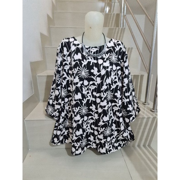 Blouse Scuba Premium Import Jumbo 2XL-3XL-Motif M - Hitam