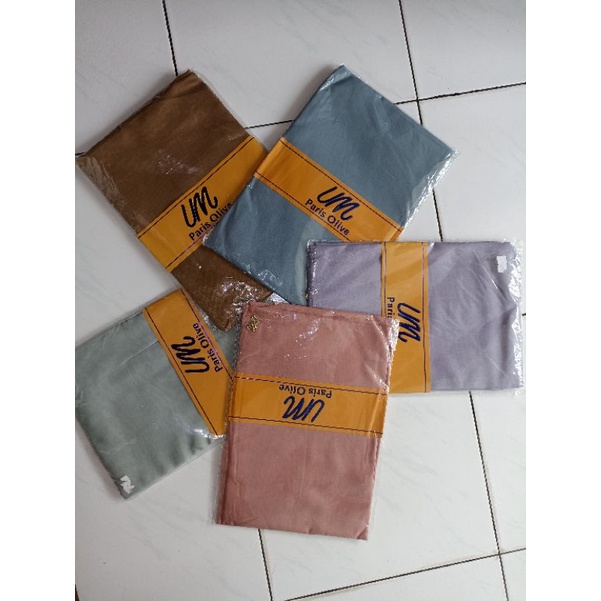 Umama paris olive segi empat // hijab segi empat paris olive by umama