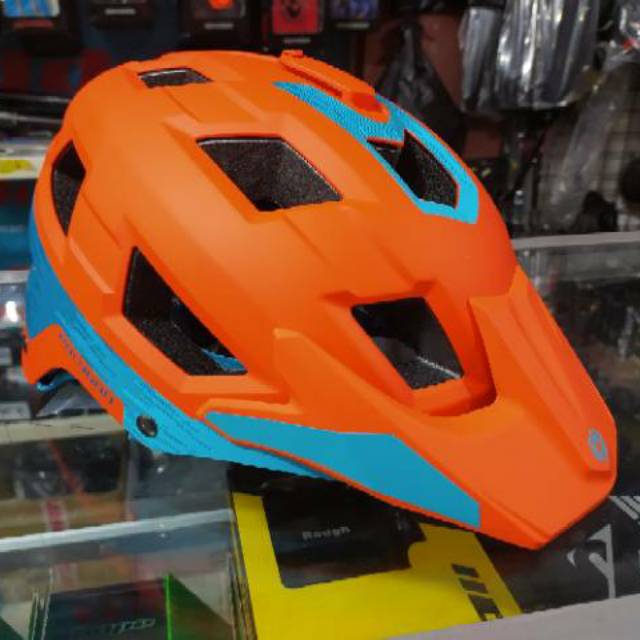 Helm Polygon Ramp