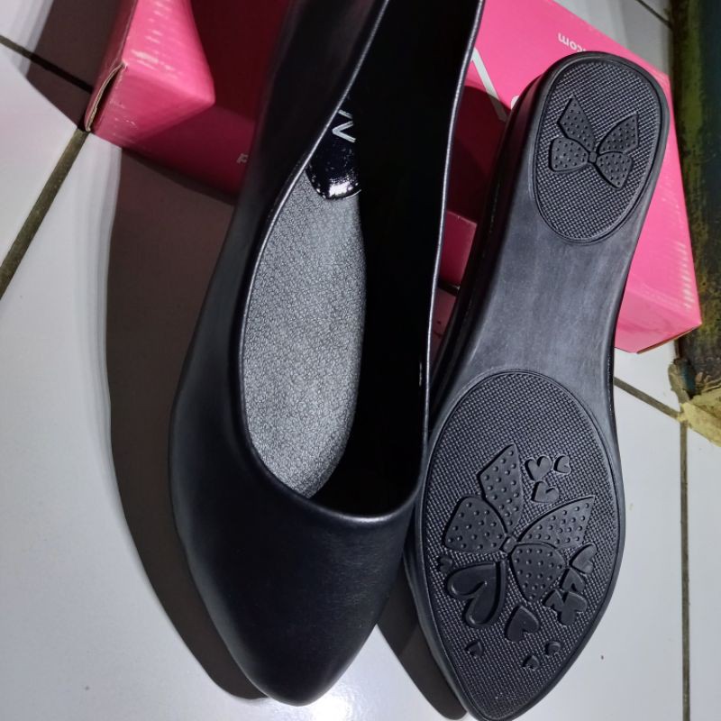 PVN Flat Shoes Wanita