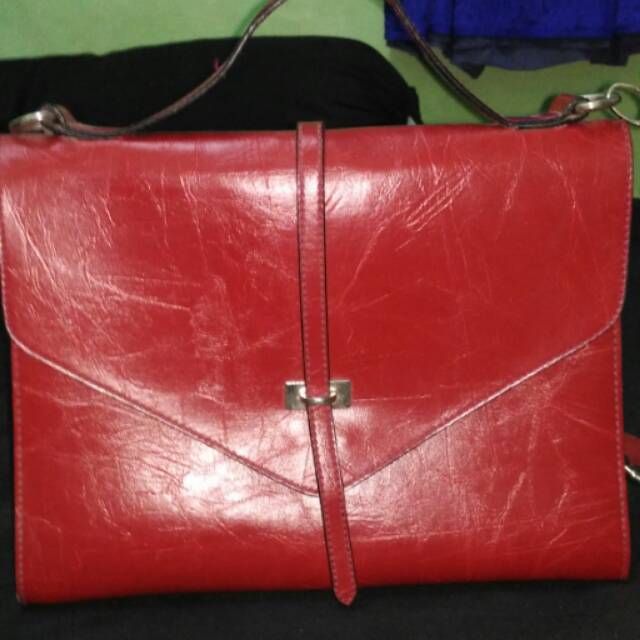 KUYAGAYA Sling Bag (PRELOVED)