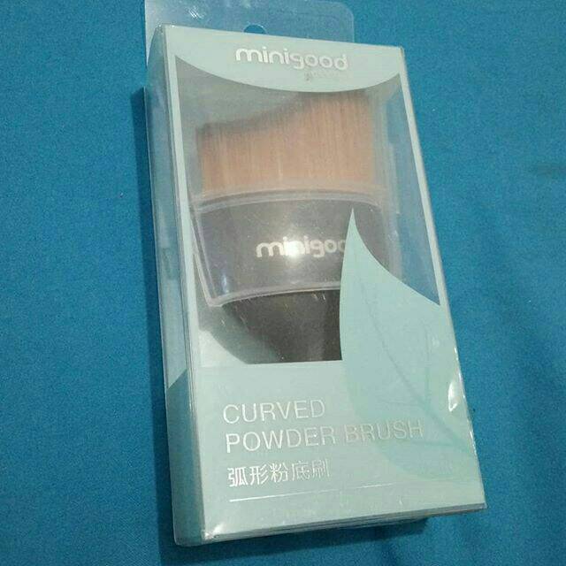Curved brush minigood / kuas foundation