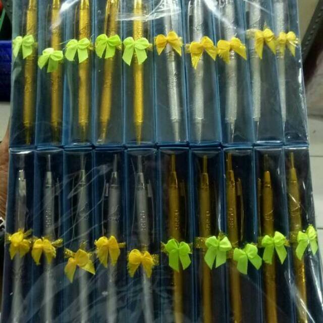

Sovenir pernikahan pulpen box gold &silver bonus kartu ucapan terimakasih