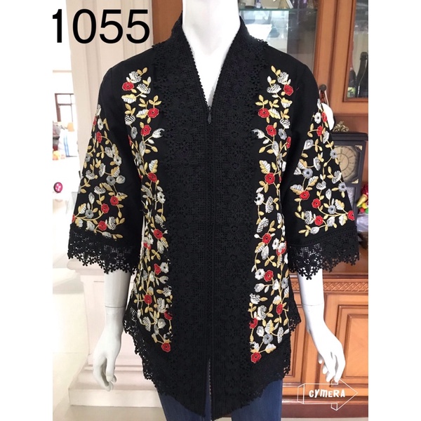 0607/1458 kebaya alexuez bordir emas brukat hitam/kebaya premium