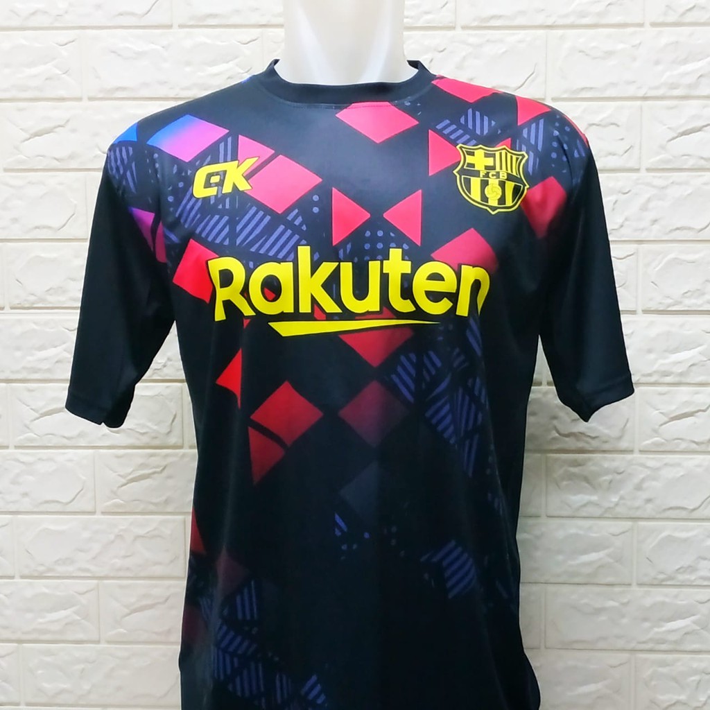  BAJU  FUTSAL  SEPAK BOLA FCB HITAM BAHAN  HYGET SERENA SIZE M 