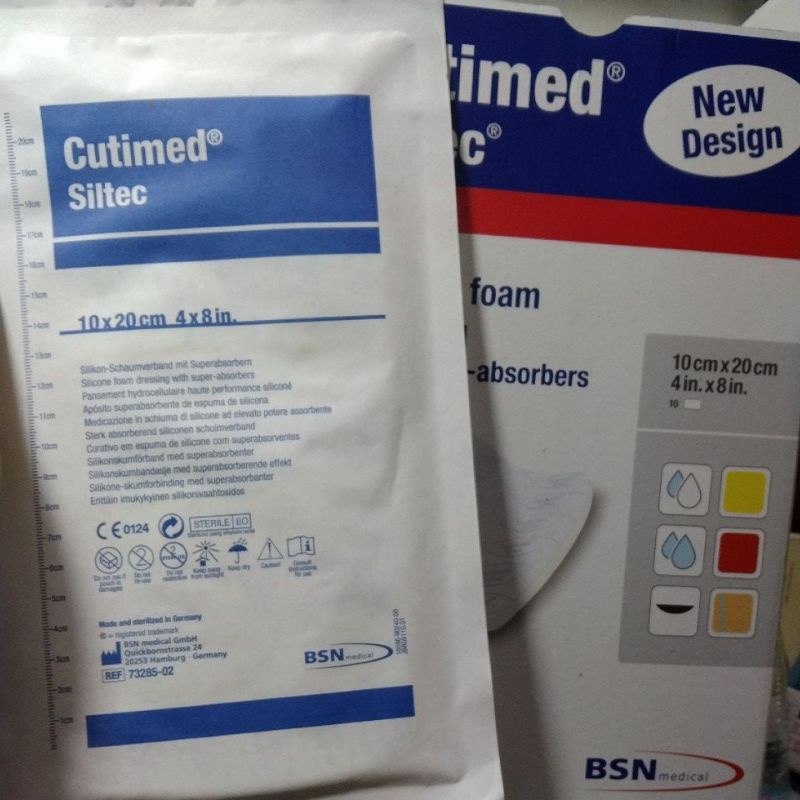 foam Cutimed Siltec 10cm x 20cm.