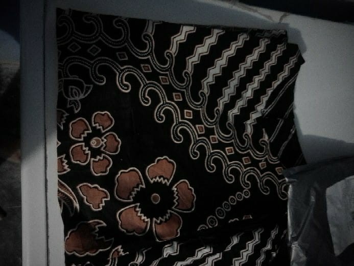 Maura Couple - Sania Ruffle Batik Couple - Batik Modern