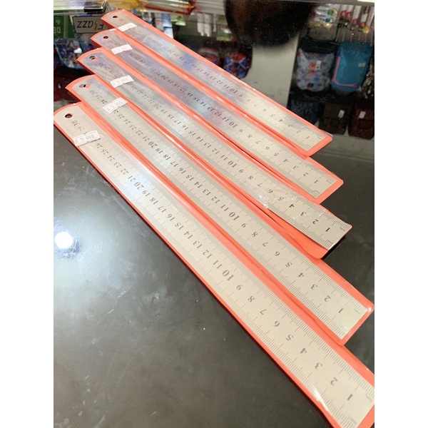 

Penggaris besi 30cm