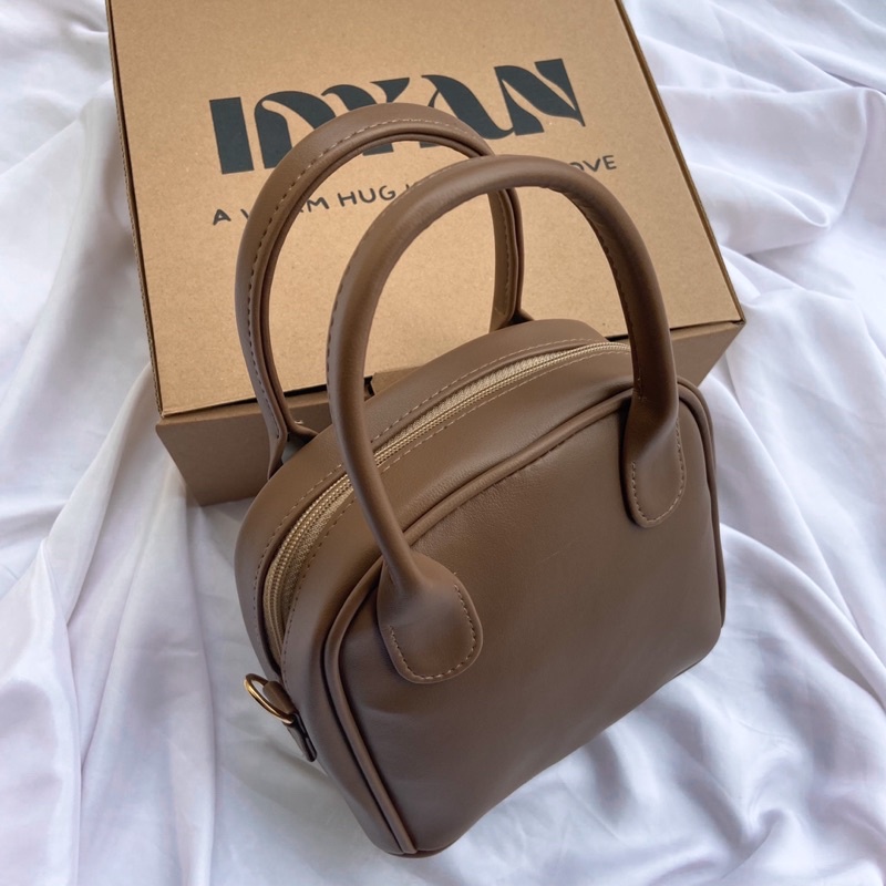 [IDYAN] TAS 0025 GIFTBOX TAS / KADO CEWEK / KADO PACAR / ANNIVERSARY / HAMPERS LEBARAN / WEDDING / VALENTINE / KADO NIKAH / HAMPERS LEBARAN
