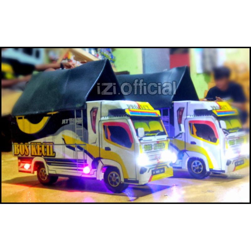 MINIATUR TRUK OLENG MINIATUR TRUK BOS MUDA BOS KECIL MURAH FULL LAMPU TERPAL OLENG RODA KAYU