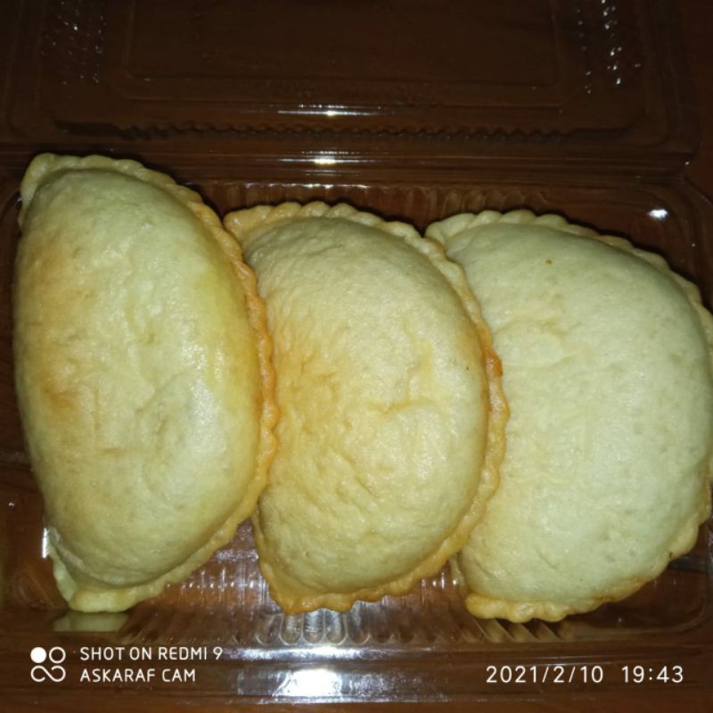 

Pizza goreng LARGE (isi 3pcs) frozen food