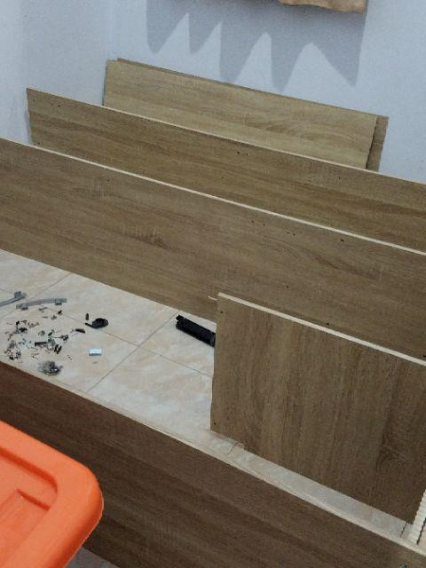 Lemari Pakaian 3 Pintu Cermin Lp 328