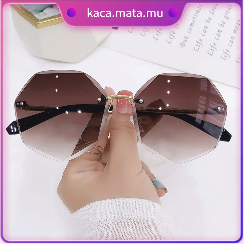 Kacamata Fashion Retro Frameless Polarized untuk Pria dan Wanita