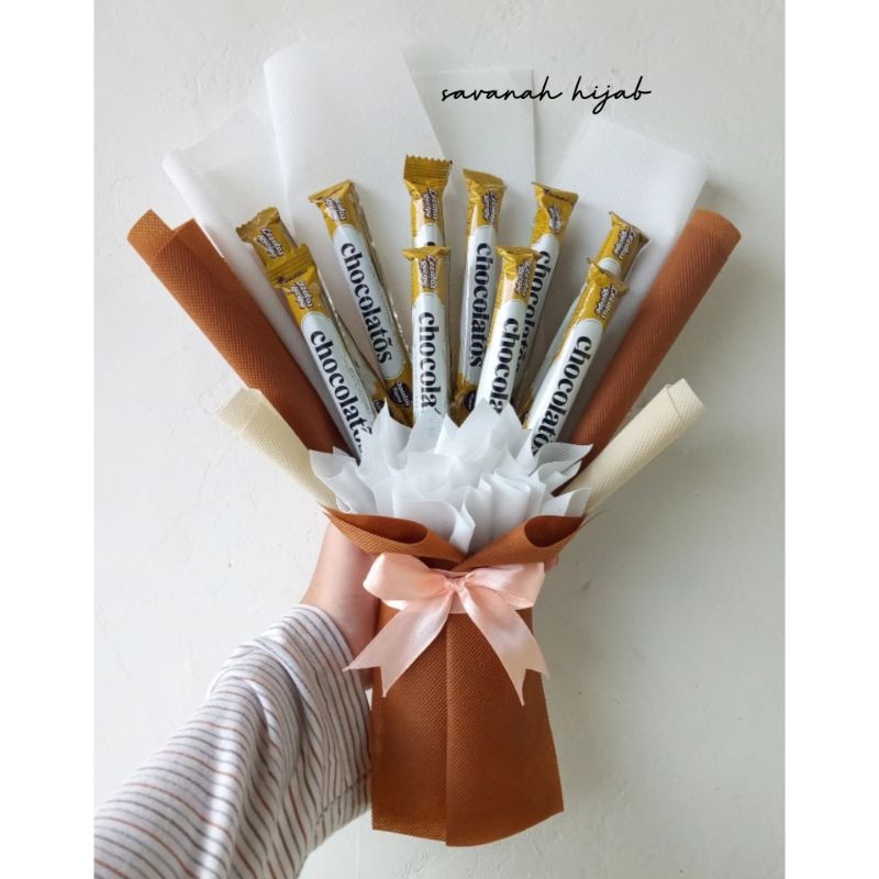 

BUKET SNACK CHOCHOLATOS/BUKET WISUDA/BUKET ULTAH/HADIAH/KADO by savanah hijab