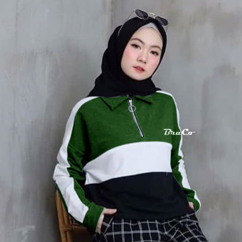 Kiko Crop Jaket - Jaket and Sweater Wanita