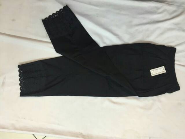 Celana Katun Renda Wanita