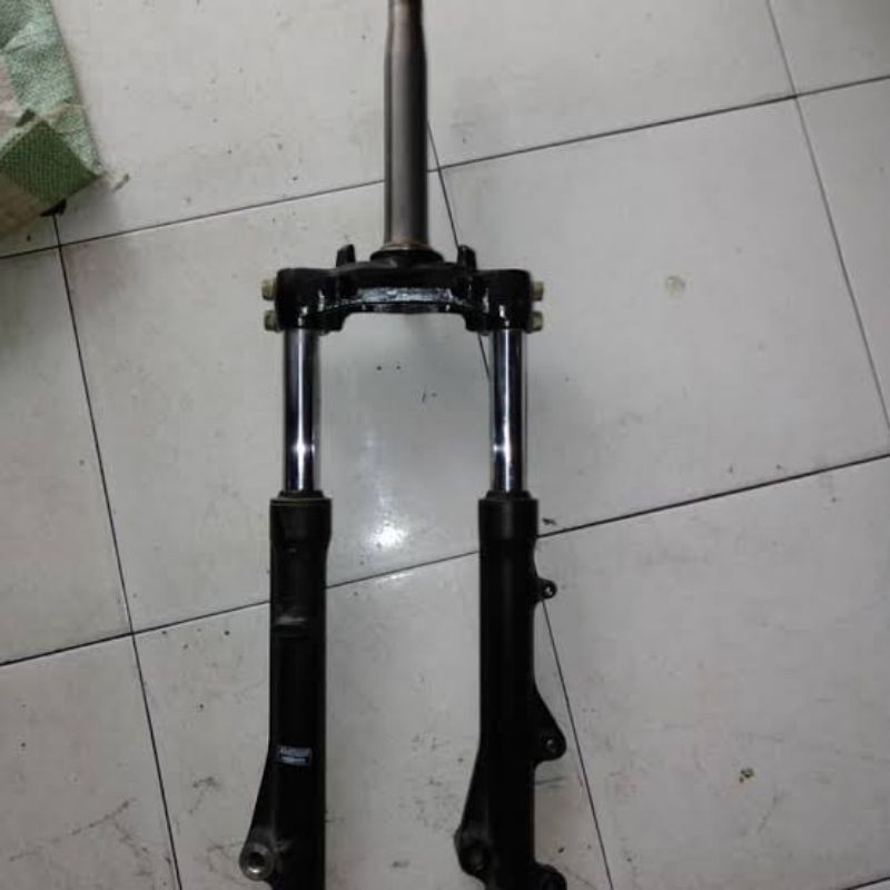 shok shock sok depan set Honda Vario 125 Vario 150 Vario terbaru original plus sgitiga