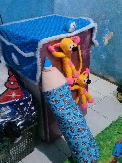 Tutup Kulkas Karakter