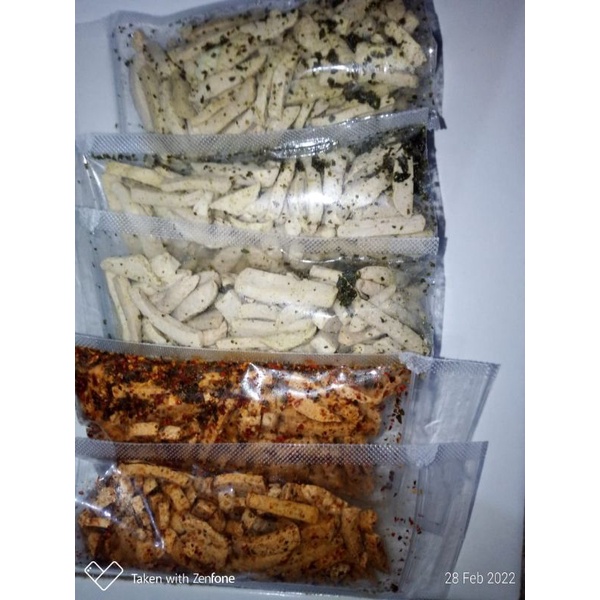

Cemilan Tradisional Renyah Pedas Asin - Basreng (Bakso Goreng)