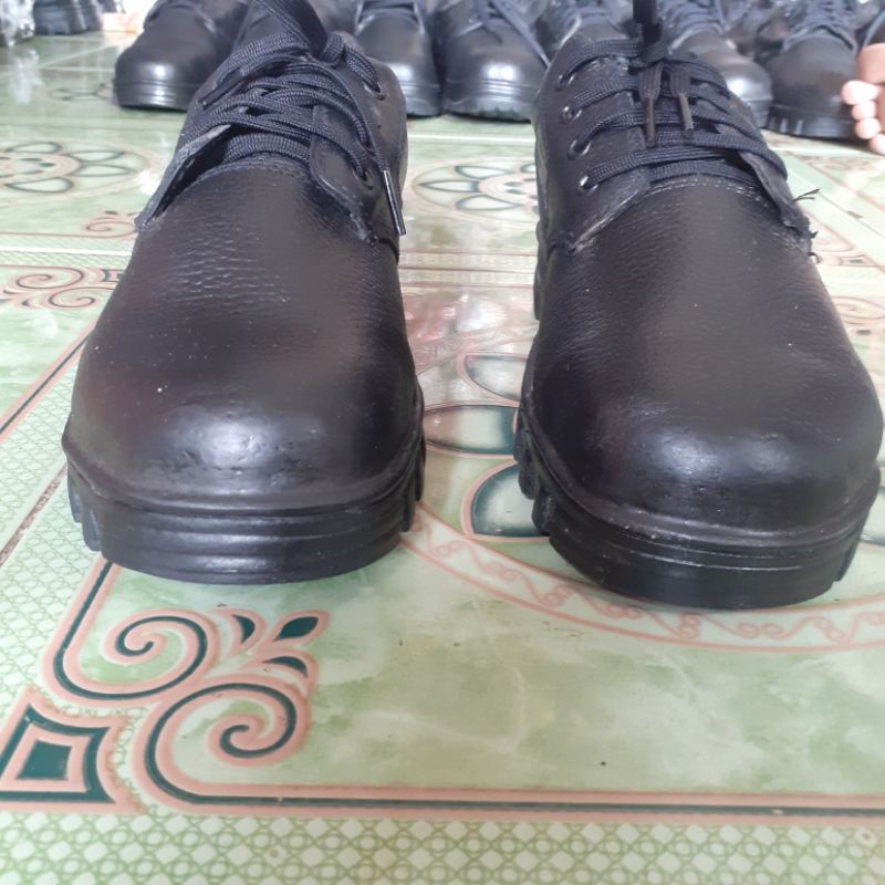 SEPATU SAPETY DR OSHA PROYEK UJUNG BESI