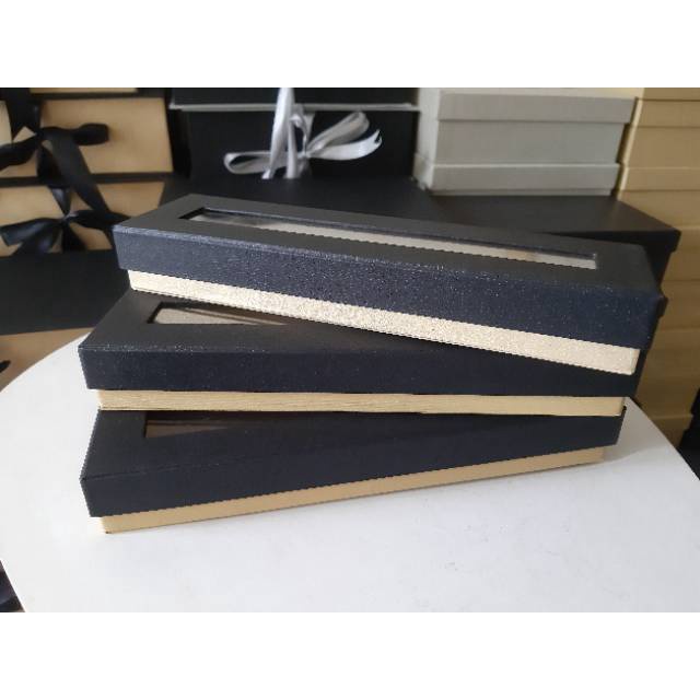 

CUSTOM GIFT BOX / CUSTOM HARDBOX / KHUSUS PO