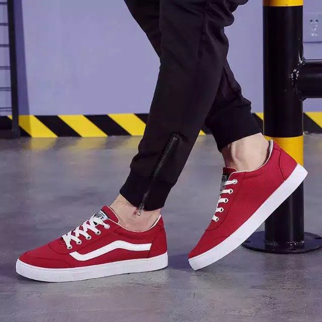 Sepatu pria dan wanita Sepatu Casual Vanns oldschool LOKAL 3943