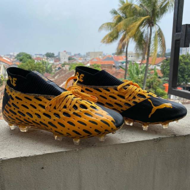 Sepatu Bola Puma Future 5.1 Spark Pack BNIB