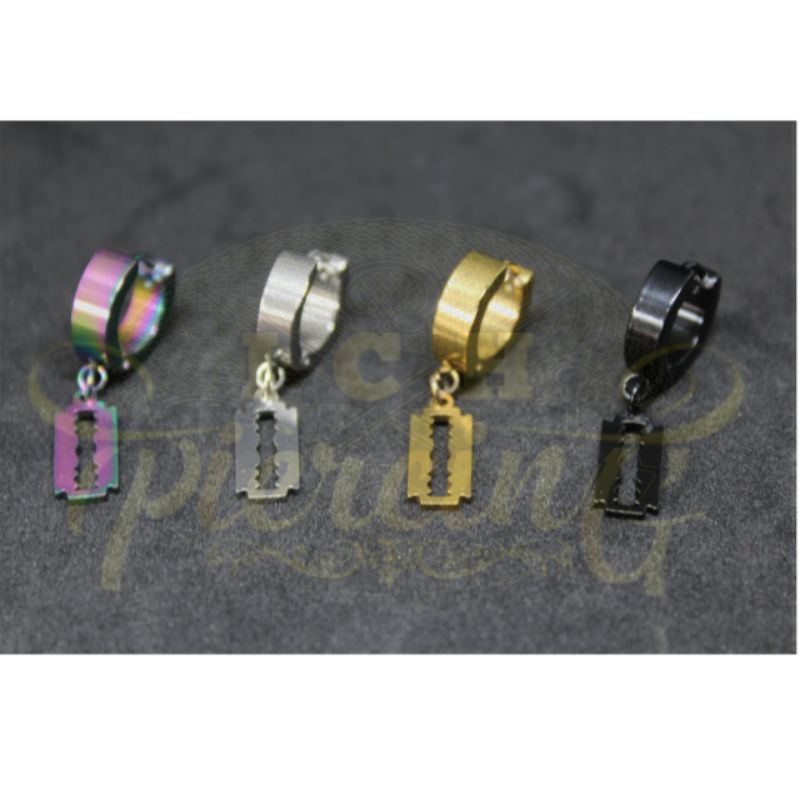 Anting titanium Korea model silet anti karat dan anti luntur