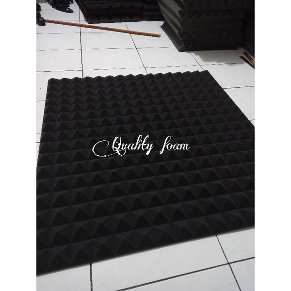 busa peredam suara ruangan Acoustic motif pyramid ukuran 200×50cm/100×100cm