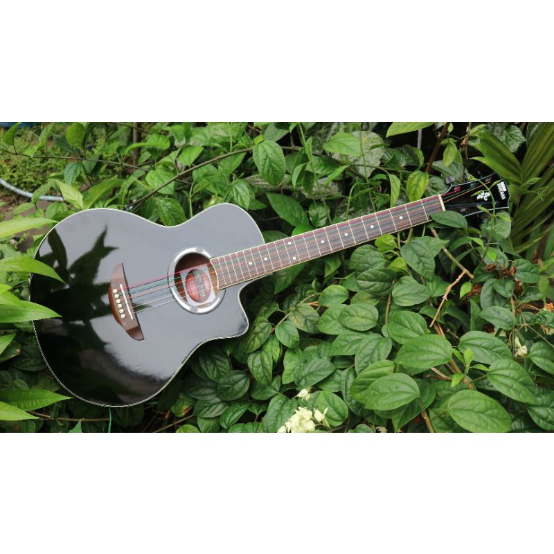 

GitarYamahaApx500iiHitamGlosy