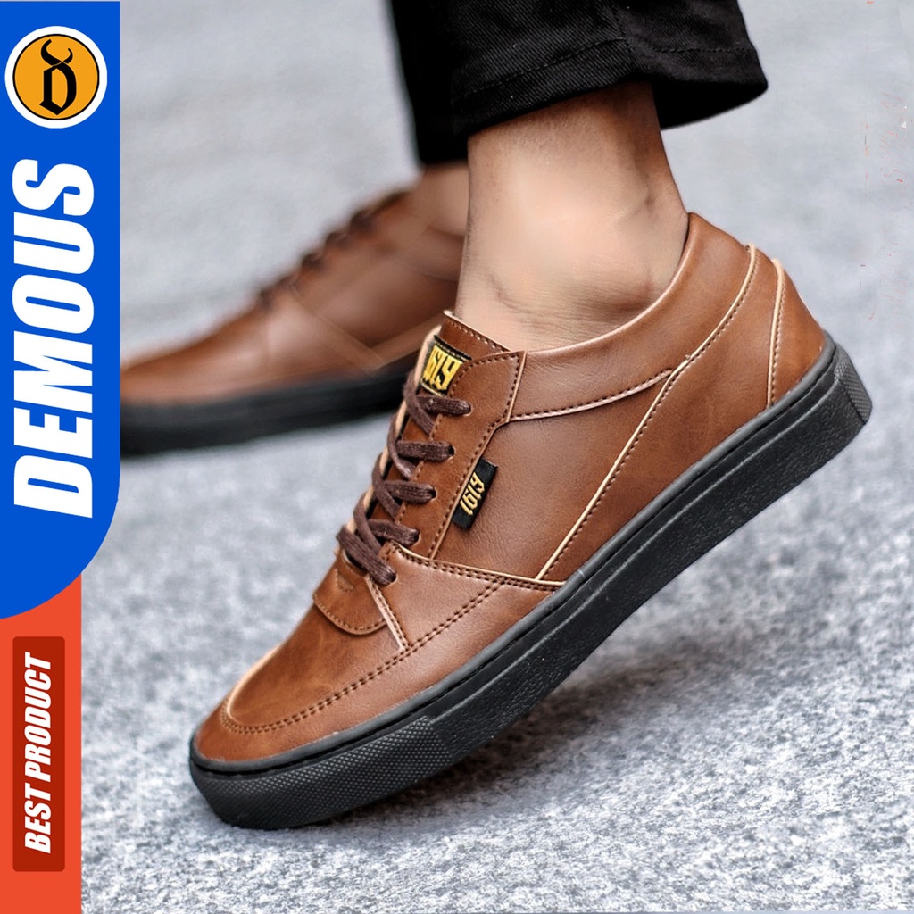 Sepatu Sneakers Pria Sepatu Casual Pria Kulit Pu Sepatu Kerja Kuliah Kondangan Sepatu Hitam Pria DEMOUS ROBE