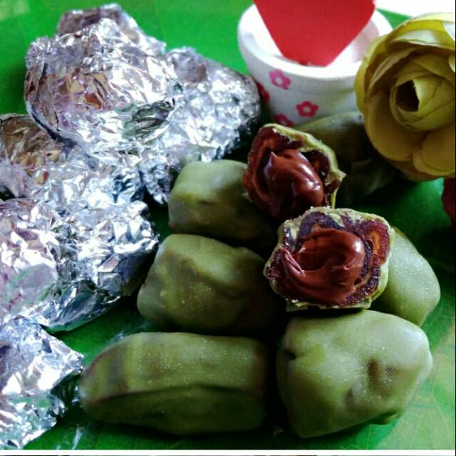 

Tersedia varian lain : coklat leleh, keju, mete, almond dll