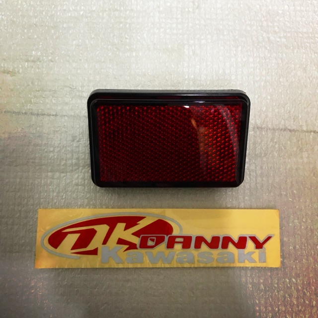 Mata kucing Ninja R dan Ninja RR New 150 atau reflektor reflex