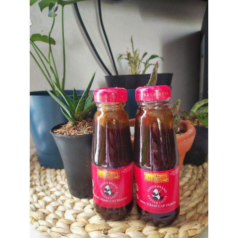 

Lee Kum Kee Saus Tiram 145gr / Panda Lee Kum Kee