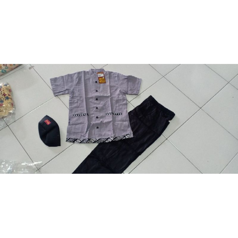 Baju anak cowok d Monochrome no -0 dan 8 Dannis Collection