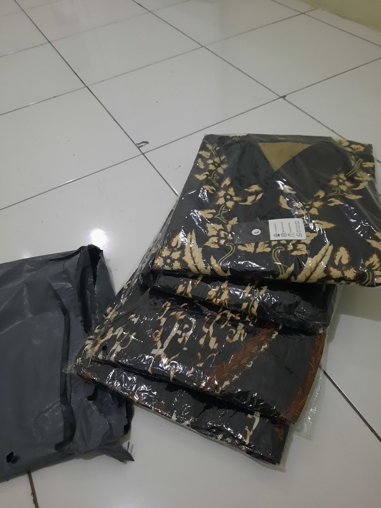 Baju Batik Couple / Batik Pria / Batik Set / Batik Lengan Panjang / Rok Set