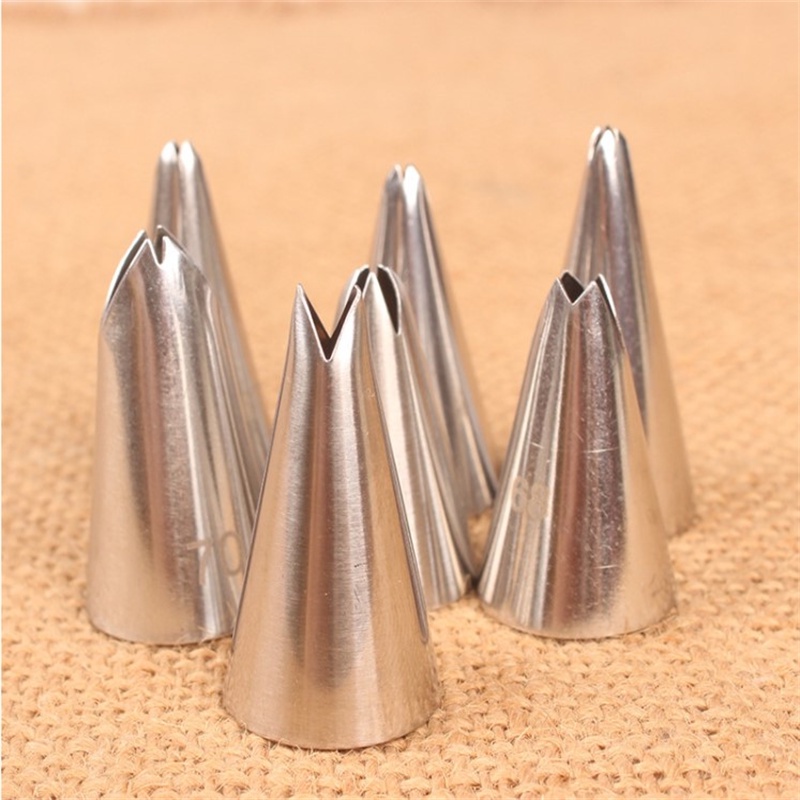 7pcs / set Nozzle Icing Piping Krim Kue Bentuk Daun Bahan Stainless Steel