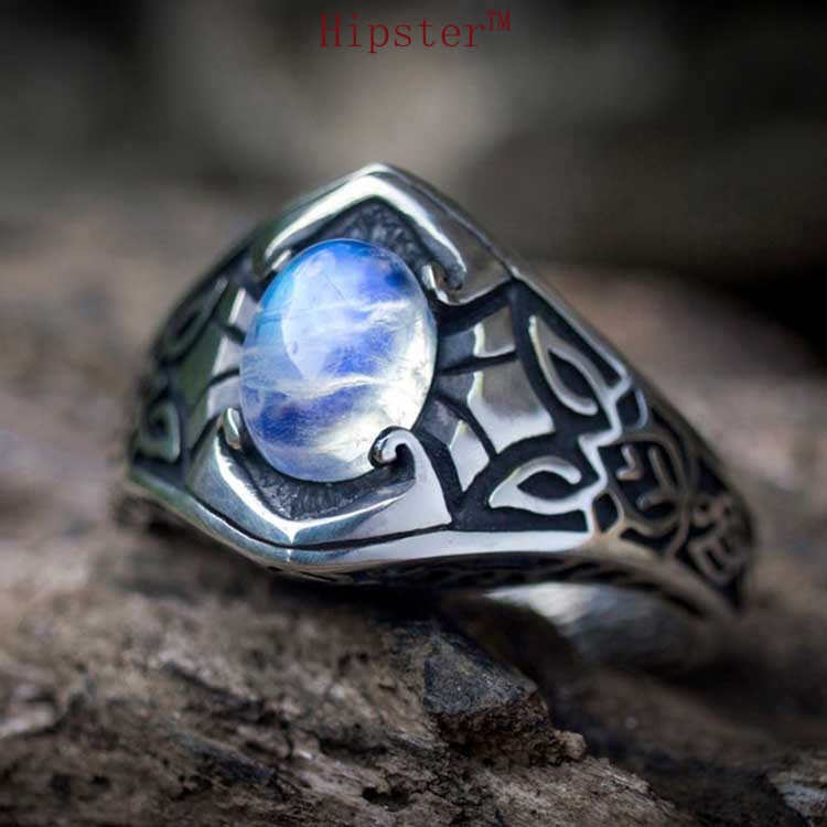 Ornamen Cincin Batu Bulan Warna-Warni