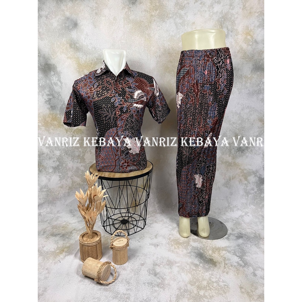 BATIK COUPLE / BAJU BATIK COUPLE LENGAN PENDEK/ BATIK SET / BATIK LENGAN PENDEK / BATIK COUPLE ROK PLISKET / ROK PLISKET BATIK COUPLE