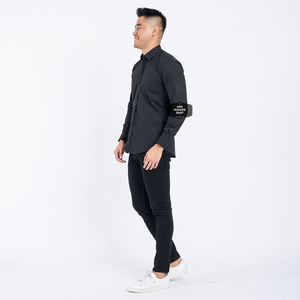 KEMEJA PRIA LENGAN PANJANG POLOS HITAM PEKAT FULL BLACK SOLID SLIMFIT