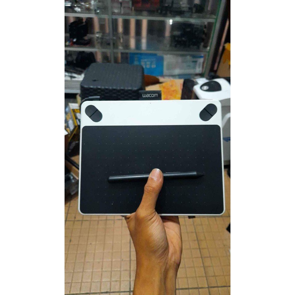wacom intuos comic second