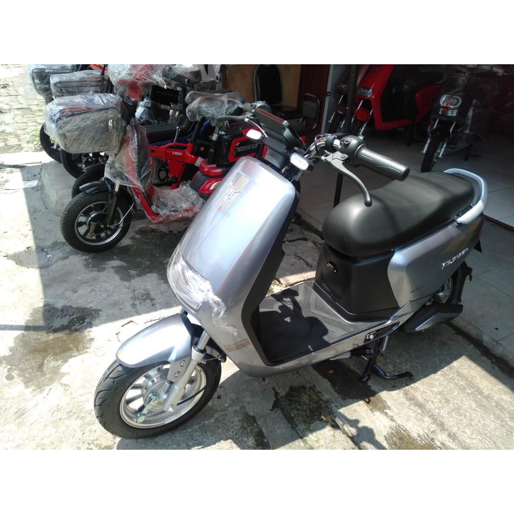 Promo Toko sepeda motor listrik UWINFLY type NEW LOVE SUMMER