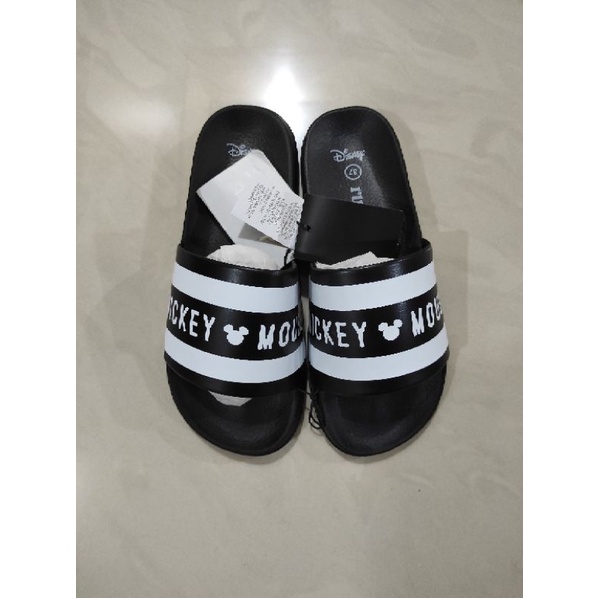 Sandal rubi x mickey