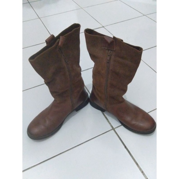 Sepatu wanita ZR35