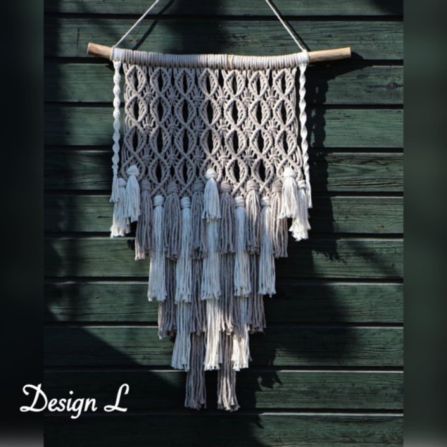 Macrame wall hanging bohomian look